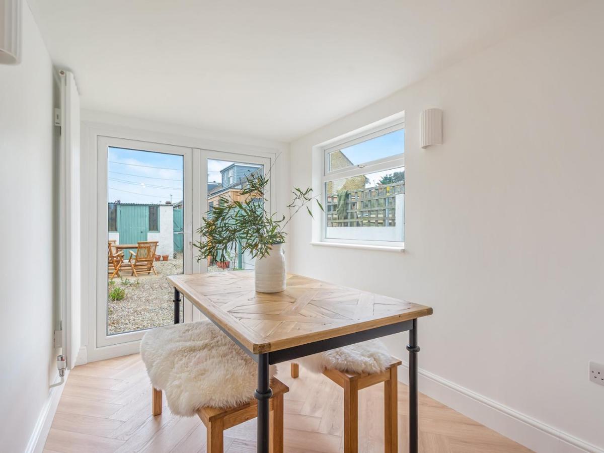 Pass The Keys 3 Bed Scandi Heaven Minutes From The Beach 위트스터블 외부 사진